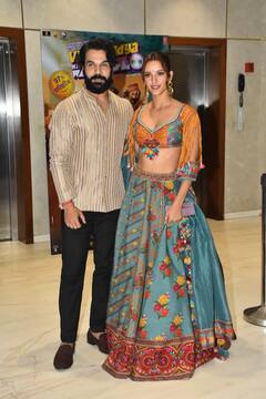 नवरात्रि के जश्न के बीच मल्टीकलर लहंगे में इठलाती दिखीं ‘विक्की’ की ‘विद्या’, तस्वीरें देख आप भी हार बैठेंगे दिल