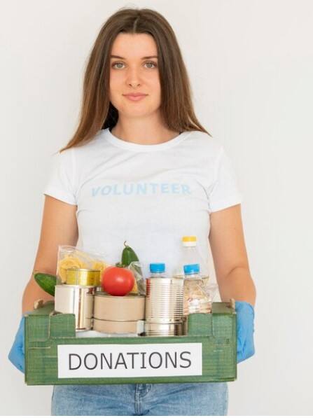 ਭੁੱਲ ਕੇ ਵੀ ਦੀਵਾਲੀ ਮੌਕੇ ਨਾ ਕਰੋ ਇਹ ਚੀਜ਼ਾਂ ਦਾਨ, ਮਾਂ ਲਕਸ਼ਮੀ ਹੋ ਜਾਏਗੀ ਨਾਰਾਜ਼ ਤੇ ਆ ਜਾਏਗੀ ਕੰਗਾਲੀ