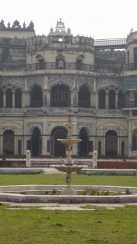 वाराणसी के पॉश इलाके कौन-से हैं?