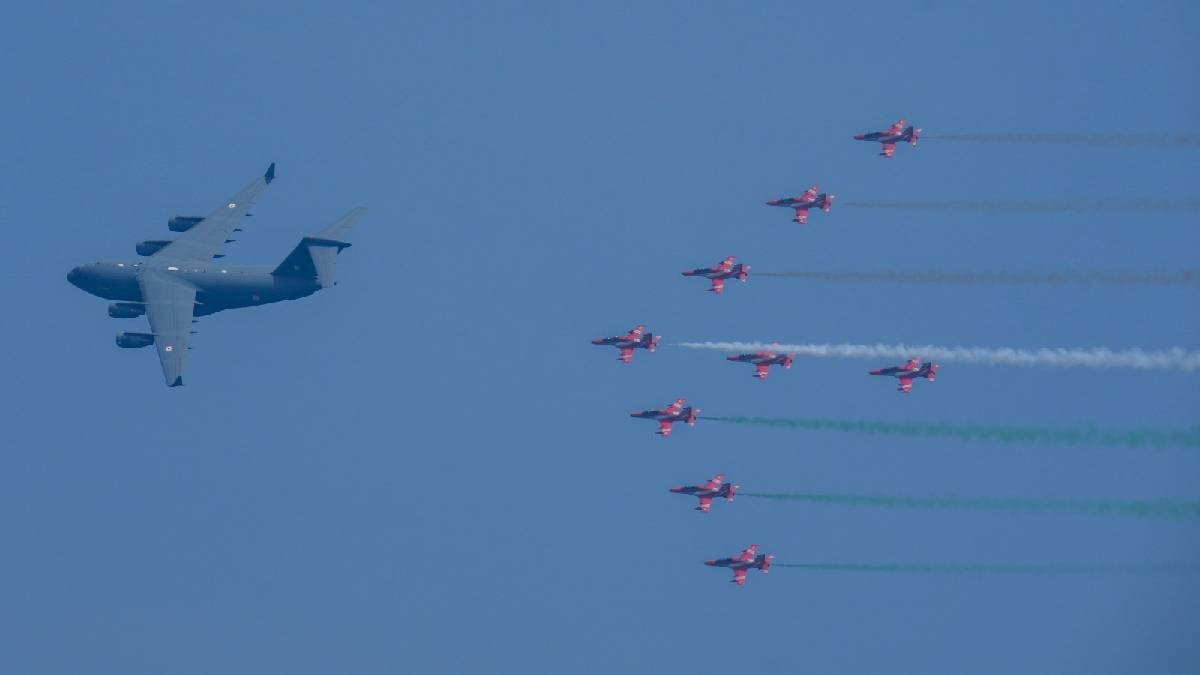 92nd Air Force Day : అద్భుతమైన ఎయిర్ షో - తన బలం ఎంతో చూపిన  వైమానిక దళం