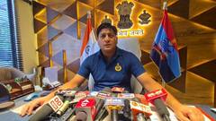 यति नरसिंहानंद: हरिद्वार में विरोध प्रदर्शन के दौरान भड़काऊ नारेबाजी पर पुलिस सख्त, 4 मुकदमे दर्ज