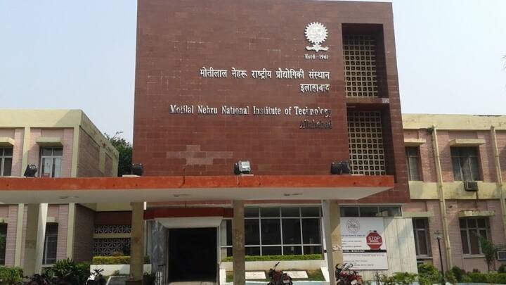 इलाहाबाद में स्थित मोतीलाल नेहरू इंस्टीट्यूट ऑफ इंजीनियरिंग एंड टेक्नोलॉजी देश की जानी मानी एनआईटी काॅलेज है. अगर आपको एडमिशन मिल जाता है. तो आप यहां बीटेक, एमबीए, एमसीए और इस तरह के तमाम अच्छे कोर्स कर सकते हैं.