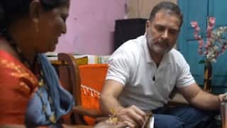 When Rahul gandhi cooks meal for dalit family in maharashtras kolhapur  watch video | 'जब तक कान से भाप न निकलने लगे', किसने राहुल गांधी को खिला दी  मिर्ची? देखें Video