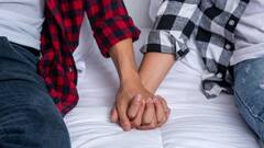 अपने ही स्कूल के छात्र के साथ अश्लील हरकत करते हुए पकड़ी गई महिला टीचर, हैरान कर देगा ये पूरा मामला