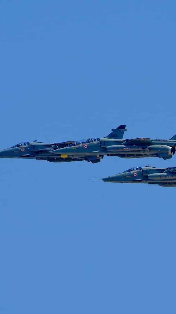 कैसे बन सकते हैं एयरफोर्स में फाइटर पायलट?