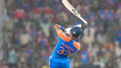 पांड्या ने जड़ा चौका और फिर हाथ से छूटा बैट, सामने आया पूरा वीडियो