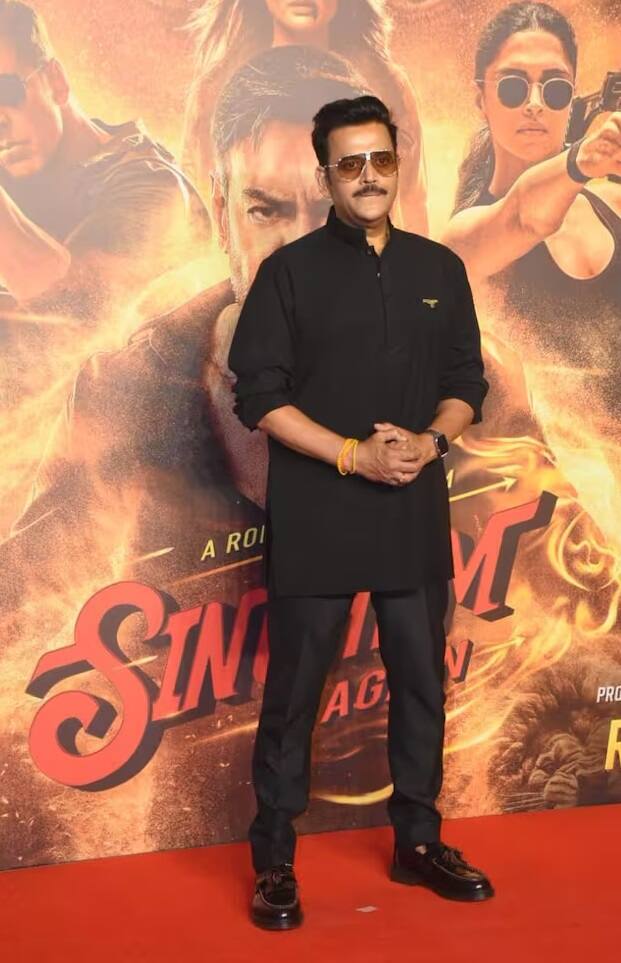 સિંઘમ અગેઈનના ટ્રેલર લોન્ચ ઈવેન્ટમાં રવિ કિશન પણ બ્લેક લુકમાં જોવા મળ્યો હતો. રોહિતની કોપ યુનિવર્સ ફિલ્મમાં રવિ કિશન પણ મહત્વની ભૂમિકા ભજવી રહ્યો છે.
