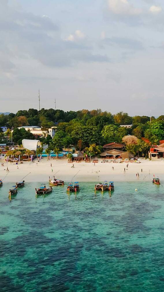 डॉलर के मुकाबले थाईलैंड की करेंसी भारत से कितनी मजबूत