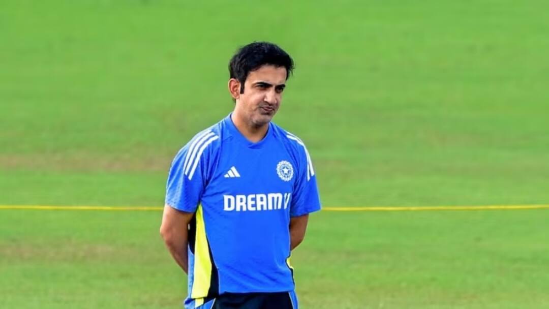 manoj tiwary fires on gautam gambhir about rash behaviour against him and sourav ganguly  Gambhir Rash Behaviour!: గంభీర్.. నా కుటుంబాన్ని బూతులు తిట్టాడు.. దాదాను అవమానించాడు.. టీమిండియా హెడ్ కోచ్ పై మాజీ క్రికెటర్ ఫైర్