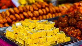 Navratri 2024: 6 tips to detox your body after overindulging during festive season Navratri 2024: பண்டிகை காலத்தில் ஆரோக்கியத்தை பாதுகாக்க.. நிபுணர்கள் சொல்லும் சில டீடாக்ஸ் வழிகள்!