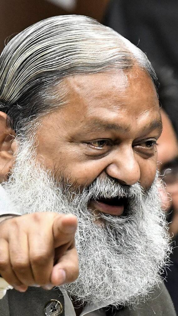 हरियाणाचे सहा टर्म आमदार अनिल विज पिछाडीवर