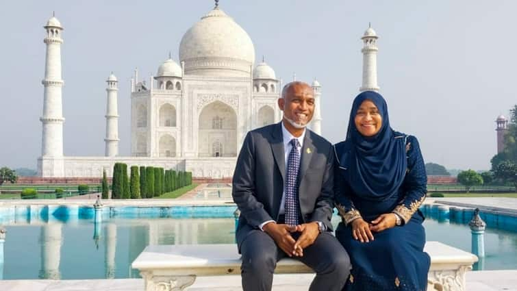 Maldives President Muizzu & First Girl Go to Taj Mahal Throughout His India Tour