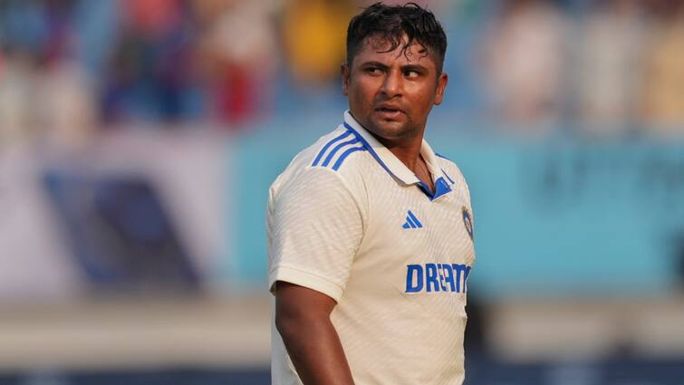 Sarfaraz Khan not selected in Mumbai team for Ranji Trophy 2024-25 for two match might get feature in IND vs NZ test टीम इंडिया के बाद मुंबई से भी कटेगा सरफराज खान का पत्ता? रणजी टीम में नहीं हुआ चयन
