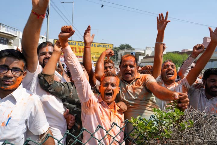 The BJP won 48 seats out of 90 seats, whereas, the Congress won 37 seats, the Independents won 3 and the INLD won 2 seats. (Image Source: PTI)