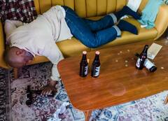 ਸ਼ਰਾਬ ਅਤੇ ਬੀਅਰ ਇਕੱਠਿਆਂ ਪੀਂਦੇ ਹੋ, ਤਾਂ ਜਾਣ ਲਓ ਇਸ ਦੇ ਗੰਭੀਰ ਨੁਕਸਾਨ