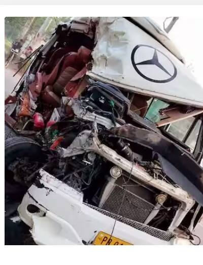 ਪੰਜਾਬੀ ਗਾਇਕ ਦੀ ਗੱਡੀ ਦੀ ਟਰੈਕਟਰ-ਟਰਾਲੀ ਨਾਲ ਟੱਕਰ, 2 ਦੀ ਮੌਤ, 4 ਜ਼ਖਮੀ