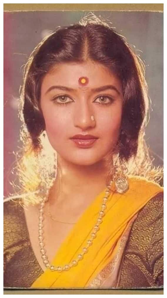 नीला आंखों वाली इस एक्ट्रेस का पति ने छोड़ा साथ, कार में बिताई रातें