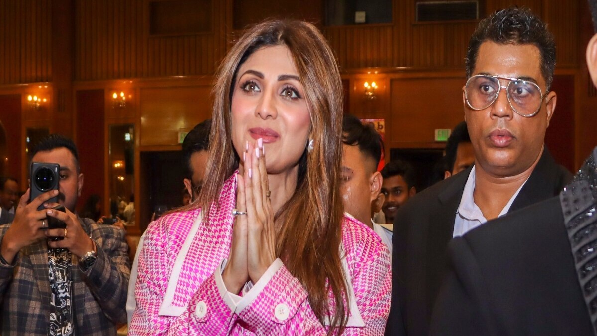 Shilpa Shetty News: मुजफ्फरपुर में था बॉलीवुड की अभिनेत्री शिल्पा शेट्टी का कार्यक्रम, अब कोर्ट में दायर हुआ परिवाद