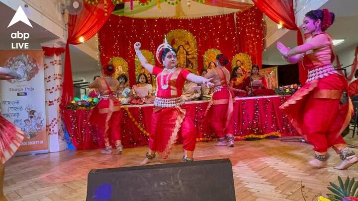 ১০ অক্টোবর, বৃহস্পতিবারও লন্ডনে একটি অনুষ্ঠান রয়েছে ডোনার। সুইস কটেজ লাইব্রেরি হলে রাত ৮টা থেকে অনুষ্ঠিত হবে রবীন্দ্রনাথের তাসের দেশ। উদ্যোক্তা দক্ষিণায়ন ইউ কে ও দীক্ষামঞ্জরী।