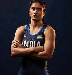 Fitness Tips: पहलवान विनेश फोगाट की तरह चाहिए फौलाद सा शरीर, तो फॉलो करें ये फिटनेस और डाइट प्लान