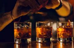 Alcohol: દારૂ શાકાહારી હોય છે કે માંસાહારી? જાણી લો આ સવાલનો જવાબ