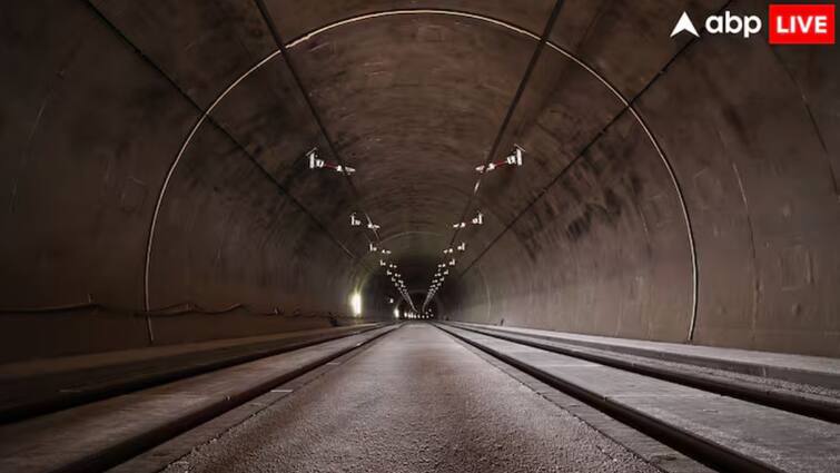 worlds longest tunnel gotthard base tunnel switzerland know how much it cost to make it Worlds Longest Tunnel: உலகின் மிக நீளமான சுரங்கப்பாதை - 151 கிமீ நீளம், 250கிமீ வேகம், எந்த நாட்டில் இருக்கு தெரியுமா?