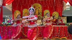 Dona Ganguly Exclusive: অস্থির সময়ে লন্ডনে নাচের মঞ্চ থেকে সমাজ শোধনের ডাক সৌরভ ঘরনি ডোনার