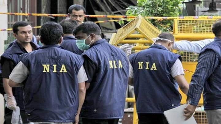 NIA Personnel Arrests Key Accused Faizul Rahman in Tamil Nadu Hizb Ut Tahrir Case இந்தியாவில் இஸ்லாமிய ஆட்சி.. விஷம பிரச்சாரத்தில் ஹிஸ்புத் தஹ்ரீர் அமைப்பு.. சென்னையில் என்ஐஏ அதிரடி!