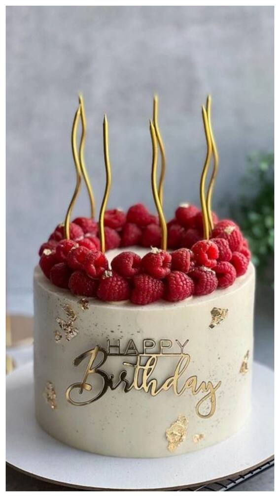 ਜਨਮਦਿਨ 'ਤੇ ਕਿਉਂ ਕੱਟਿਆ ਜਾਂਦਾ ਕੇਕ? ਵਜ੍ਹਾ ਜਾਣ ਕੇ ਰਹਿ ਜਾਓਗੇ ਹੈਰਾਨ