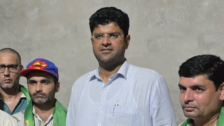 ये वही सीट है, जहां से हरियाणा के पूर्व उपमुख्यमंत्री और जन नायक जनता पार्टी के नेता दुष्यंत चौटाला ने भी चुनाव लड़ा था. लेकिन वो इस चुनाव में पांचवे नंबर पर रहे.