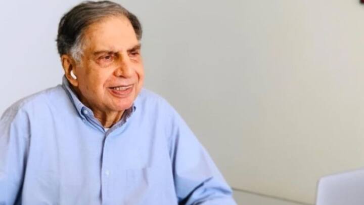 কিন্তু পৃথিবী থেকে বিদায় নিলেও, দেশের কোটি কোটি মানুষের মনে রয়ে যাবেন রতন টাটা। তাঁর জীবনদর্শন পথ দেখাতে পারে আগামী প্রজন্মকে। তাঁর কিছু উক্তি এব্যাপারে সহায়ক হতে পারে।