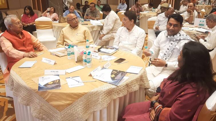 MDA Ask Public Representatives Opinion Development Works in Hackathon Meerut MP Arun Govil  ANN Meerut News: हैकेथॉन में मेरठ के कायाकल्प का खाका तैयार, 300 करोड़ से बदलेगी शहर की सूरत