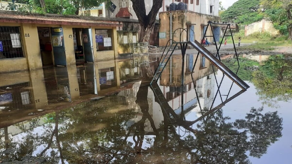 Salem Rain: சேலத்தில் கொட்டி தீர்த்த கனமழை... வீடுகளுக்குள் மழை நீர் சென்றதால் பொதுமக்கள் பெரும் அவதி