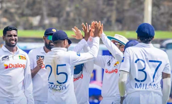 ਟੈਸਟ ਇਤਿਹਾਸ ਵਿੱਚ ਇੱਕ ਪਾਰੀ ਵਿੱਚ ਸਭ ਤੋਂ ਵੱਧ ਸਕੋਰ ਬਣਾਉਣ ਦਾ ਰਿਕਾਰਡ ਸ਼੍ਰੀਲੰਕਾ ਦੇ ਨਾਮ ਹੈ। ਸ਼੍ਰੀਲੰਕਾ ਨੇ ਭਾਰਤ ਖ਼ਿਲਾਫ਼ ਇਹ ਸਕੋਰ ਬਣਾਇਆ ਸੀ। ਅਗਸਤ 1997 'ਚ ਖੇਡੇ ਗਏ ਮੈਚ ਦੀ ਦੂਜੀ ਪਾਰੀ 'ਚ ਬੱਲੇਬਾਜ਼ੀ ਕਰਦੇ ਹੋਏ ਸ਼੍ਰੀਲੰਕਾ ਨੇ ਭਾਰਤ ਦੇ ਖਿਲਾਫ 952/6d ਦੌੜਾਂ ਬਣਾਈਆਂ ਸਨ।