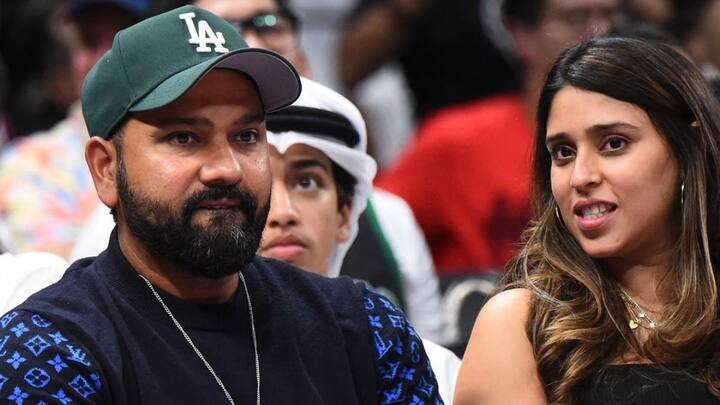 सोशल मीडिया पर कई पोस्ट शेयर की गई हैं. दावा किया जा रहा है कि रोहित और रितिका दूसरी पार पैरेंट्स बन सकते हैं. हालांकि इसको लेकर अभी तक किसी तरह की आधिकारिक जानकारी सामने नहीं आयी है.