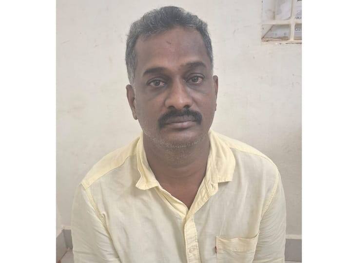 வீட்டில் சிக்கிய பயங்கர ஆயுதங்கள்! - 9 பேர் கொண்ட கும்பலை தூக்கிய போலீஸ்! - காரணம் இதுதான்!