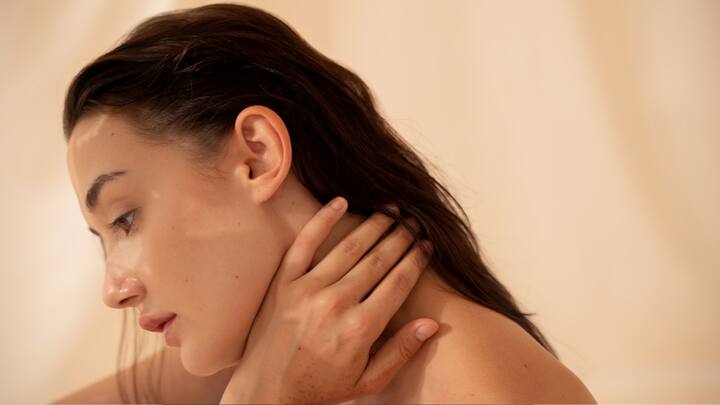 5. Enhances Skin And Hair: The natural oils in sesame seeds nourish the skinand hair, providing moisture and preventing dryness. (Image Source: Canva)