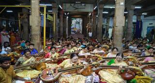 ”இசையால் மயங்கிய மதுரை” 108 வீணைகளை மீட்டி விஜயதசமி வழிபாடு..!