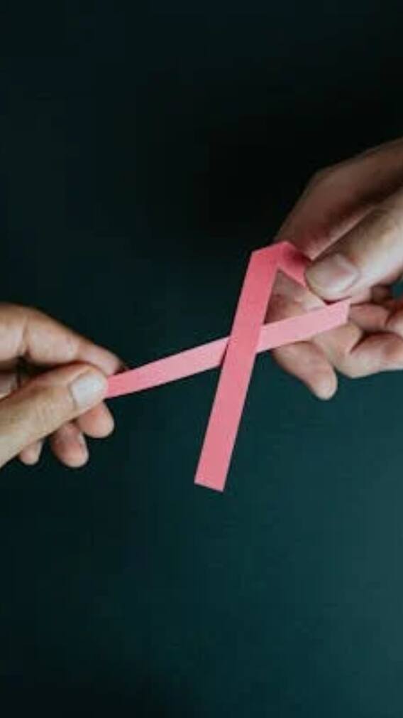 બ્રેસ્ટ કેન્સરના પ્રારંભિક લક્ષણો