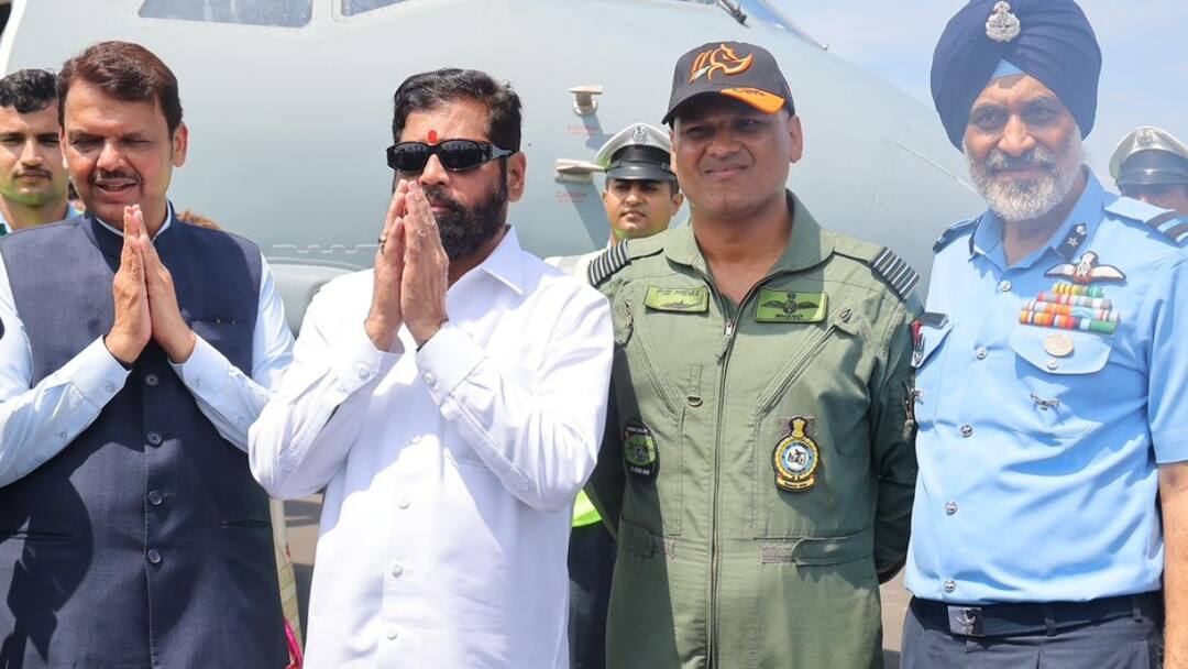 'हम फ्लाइट और फाइट दोनों के लिए तैयार' नवी मुंबई में रनवे की ट्रायल के बाद बोले CM एकनाथ शिंदे CM Eknath Shinde attend runway trial in Navi Mumbai Airport ahead Maharashtra Assembly Elections 2024 ann 'हम फ्लाइट और फाइट दोनों के लिए तैयार' नवी मुंबई में रनवे की ट्रायल के बाद बोले CM एकनाथ शिंदे