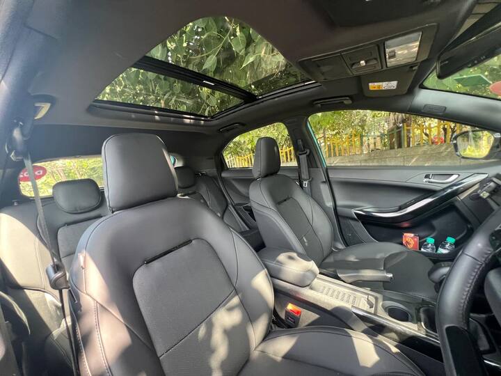 সাধারণত সিএনজি গাড়ির গতি অনেক বেশি কিন্তু এখানে টর্কের ক্ষেত্রে তেমনটা হয় না বিশেষ করে শহরের স্টপ গো ট্রাফিকের সময় কাজে আসে। এটি চালানো সহজ এবং প্রচুর শক্তি রয়েছে। হ্যাঁ, পেট্রোল ইঞ্জিনের তুলনায়, কিছু পাওয়ার ডেলিভারি টোন ডাউন করা হয় তবে এটি শহরের গাড়ি চালানোর জন্য বা হাইওয়েতেও যথেষ্ট।