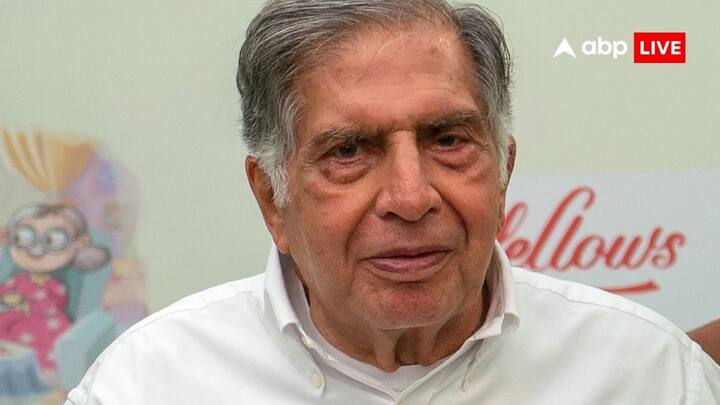 टाटा ट्रस्ट के अंदर कई सारे ग्रुप है, जिसमें दो प्रमुख हैं. पहला है रतन टाटा ट्रस्ट और और दूसरा सर दोराबजी टाटा ट्रस्ट्स इन दोनों की टाटा साइंस में हिस्सेदारी 52 फीसदी है. इसके अलावा बाकी अन्य ट्रस्टों की हिस्सेदारी 14 फीसदी है. इस तरह से टाटा संस में टाटा ट्रस्ट की कुल 66 फीसदी हिस्सेदारी है.