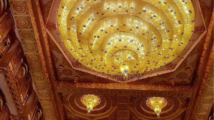 Every corner is meticulously crafted, showcasing the artistic expertise of the artisans involved. The use of traditional elements, colours, and motifs creates a mesmerising atmosphere, offering a visual treat to all who visit. (Image source: Facebook/ Pranit Paul)