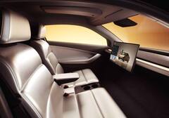 Elon Musk की टैक्सी में नहीं कोई ड्राइवर, Robotaxi और Cybercab की झलक उड़ा देगी आपके होश, देखें तस्वीरें