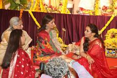 Jaya Bachchan, Shweta Spotted At Durga Puja Pandal With Rani Mukerji - See Pics