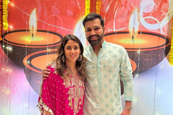 वैयक्तिक कारण असल्यामुळे ऑस्ट्रेलिया दौऱ्यातील पहिल्या सामन्यातून माघार घेणार असल्याचं रोहित शर्माने बीसीसीआयला कळवल्याची माहिती देखील समोर आली आहे. (Photo Credit-Rohit Sharma)