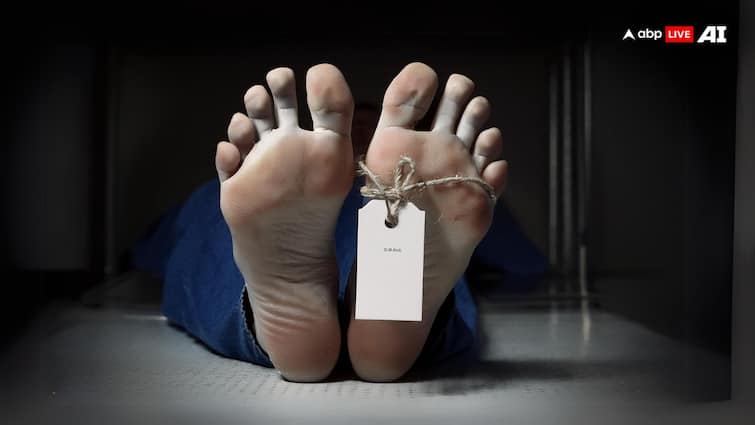 Man Hangs Himself To Death At Mumbai Hotel, Blames Wife And Her Aunt In Suicide Note