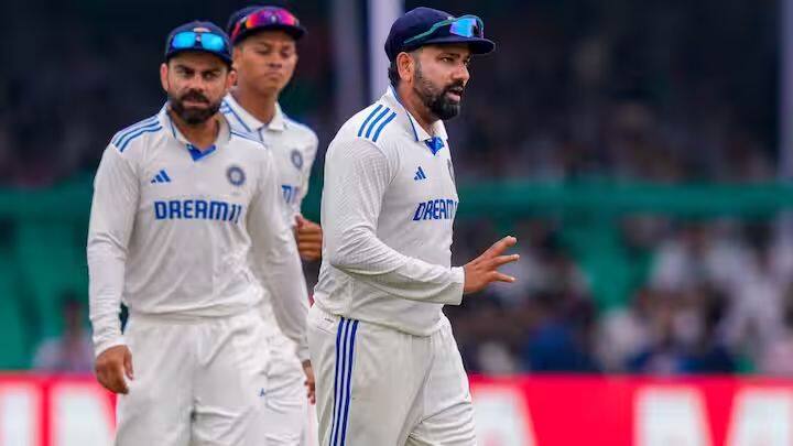 रोहित आणि रितिका यांचे 2015 मध्ये लग्न झाले होते. रोहितने रितिकाला बरेच दिवस डेट केले होते. रितिका याआधी रोहितची मॅनेजर होती.(Photo Credit-Rohit Sharma)