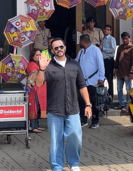 फिल्म ‘सिंघम अगेन’ के डायरेक्टर रोहित शेट्टी भी अजय देवगन के साथ नजर आए. जो उनके साथ जश्न में शामिल होंगे.