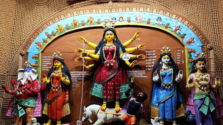 The Bosepukur Sitala Mandir Durgotsab Committee is situated in the bustling area of Bosepukur in Kolkata, India.  (Image source: Facebook/ Pranit Paul)